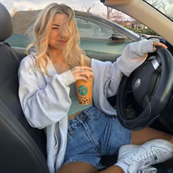 Christchurch sugar baby Nina